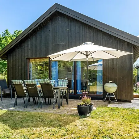 Tjerk - 900m From The Sea By Interhome