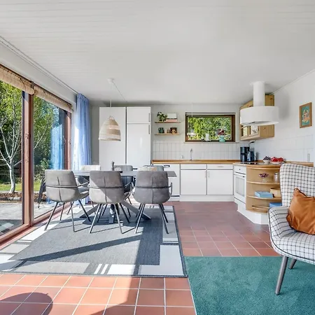 Tjerk - 900m From The Sea By Interhome Casa vacanze Bøtø By
